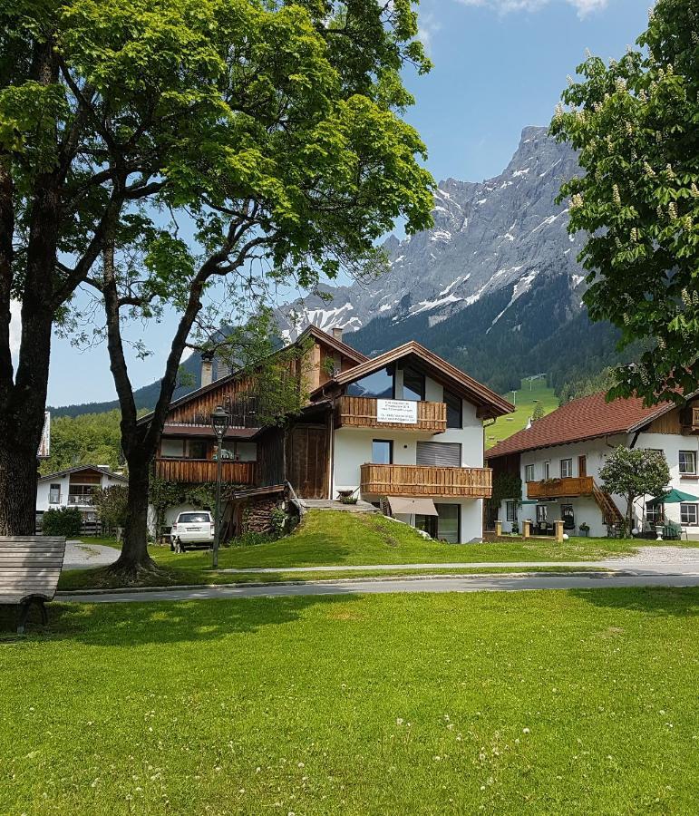 Appartements Simone Ehrwald Exterior foto